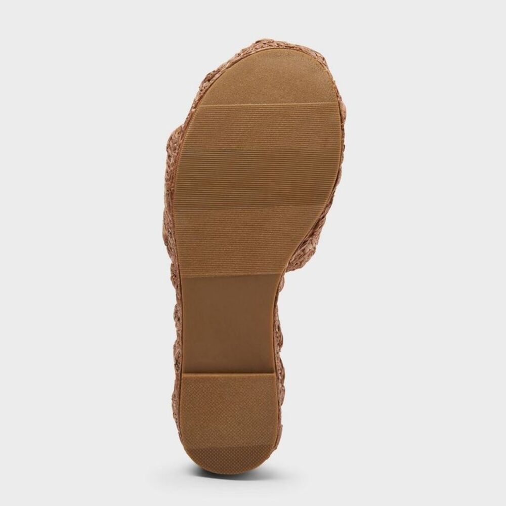 Open Box - Universal Thread - Women’s Sally Heels with Memory Foam In Brown - Picture 4 of 4